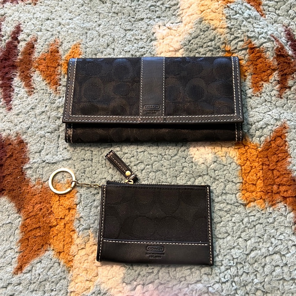 Coach Authentic Signature Wallet And Key Pouch - image 1